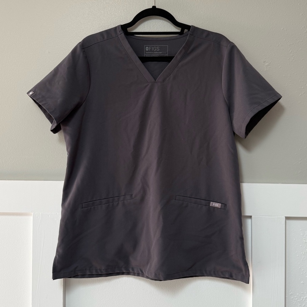 Figs Casma Three-Pocket Scrub Top